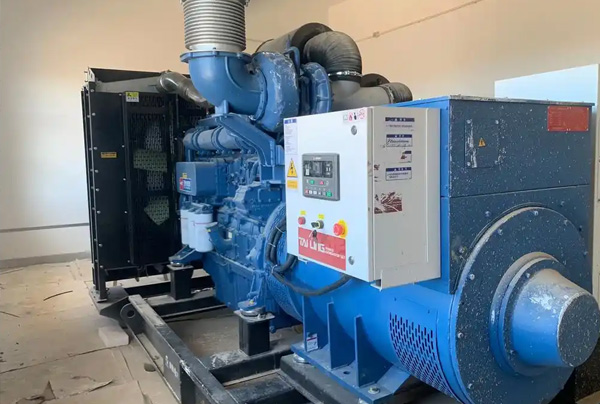 如何选择发电机出租设备？